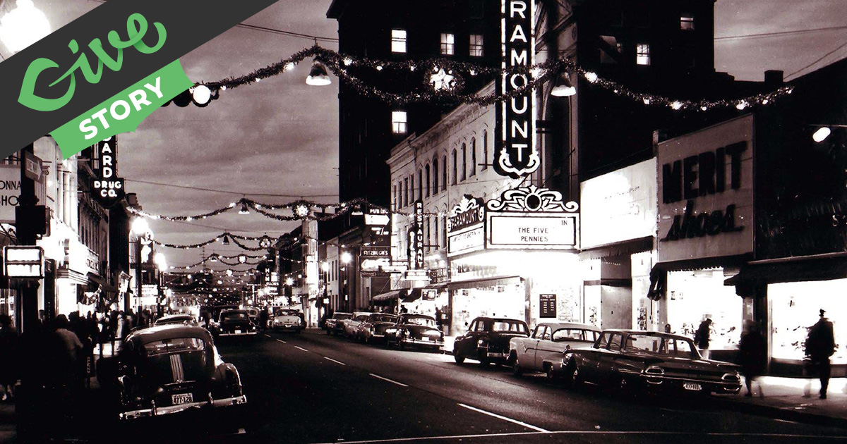 Historical Society Charlottesville Virginia, Black and white street image